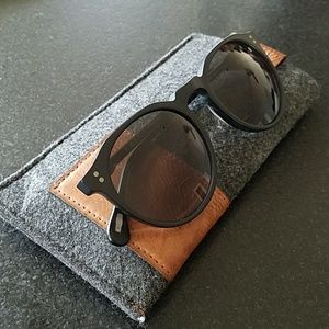 Raen Remmy 52 Glasses w/ case